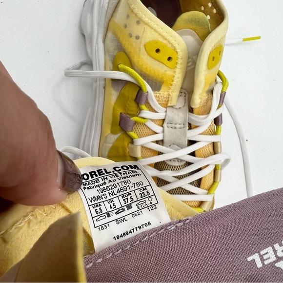 SOREL Women's Kinetic Breakthru Tech Lace Sneakers White Shoes US 6.5 - Picture 16 of 16